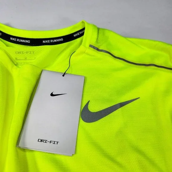 Nike Dry-Fit Miler Longsleeve Running Training Gym Shirt Men's Yellow CU0318-702 - Picture 4 of 4
